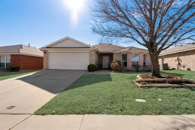 $1,995 | 2317 Glenhaven Drive, McKinney, TX 75071