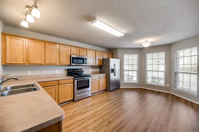 $1,995 | 2317 Glenhaven Drive, McKinney, TX 75071