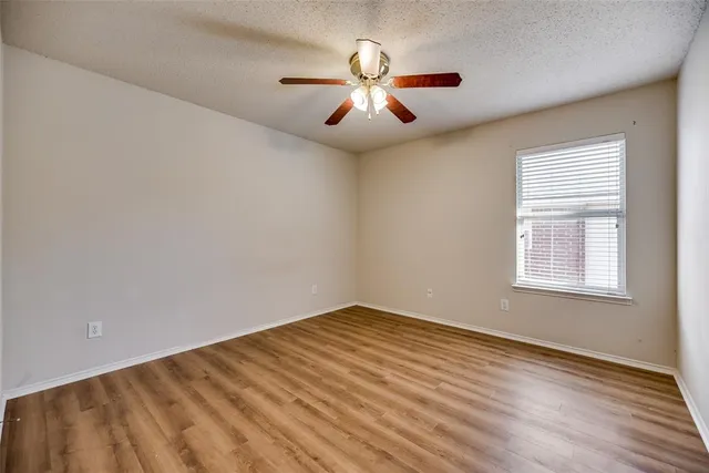 $1,995 | 2317 Glenhaven Drive, McKinney, TX 75071