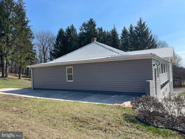 $265,000 | 13002 Moores Hollow Road Southeast, Cumberland, MD 21502