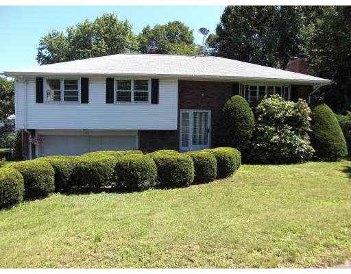 176 Governors Road Quincy, MA 02169 - Photo 1 of 25