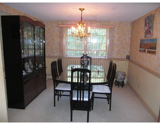 176 Governors Road Quincy, MA 02169 - Photo 8 of 25