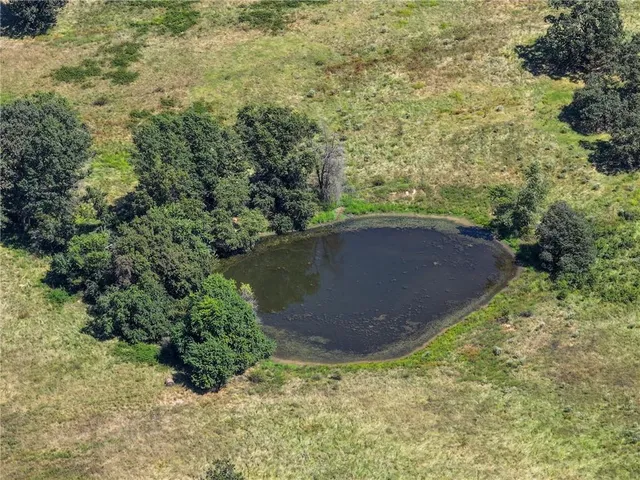 $2,918,000 | 28714 East Nn Highway, Milo, MO 64767