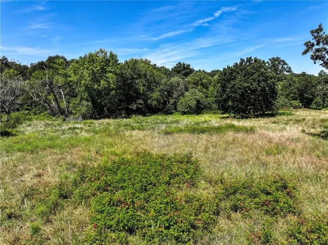 $2,918,000 | 28714 East Nn Highway, Milo, MO 64767