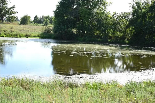 $2,918,000 | 28714 East Nn Highway, Milo, MO 64767