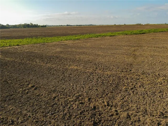 $2,918,000 | 28714 East Nn Highway, Milo, MO 64767