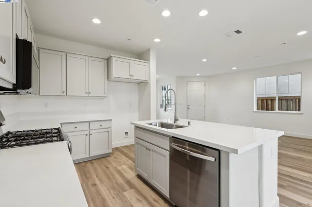 $699,000 | 262 Mindy Way, Pittsburg, CA 94565