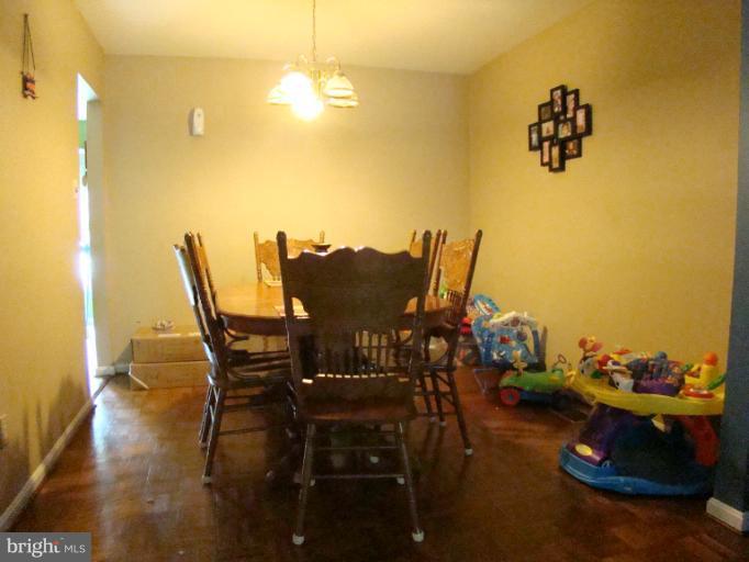 1633 Colonial Way Frederick, MD 21702 - Photo 15 of 30 Dining Room