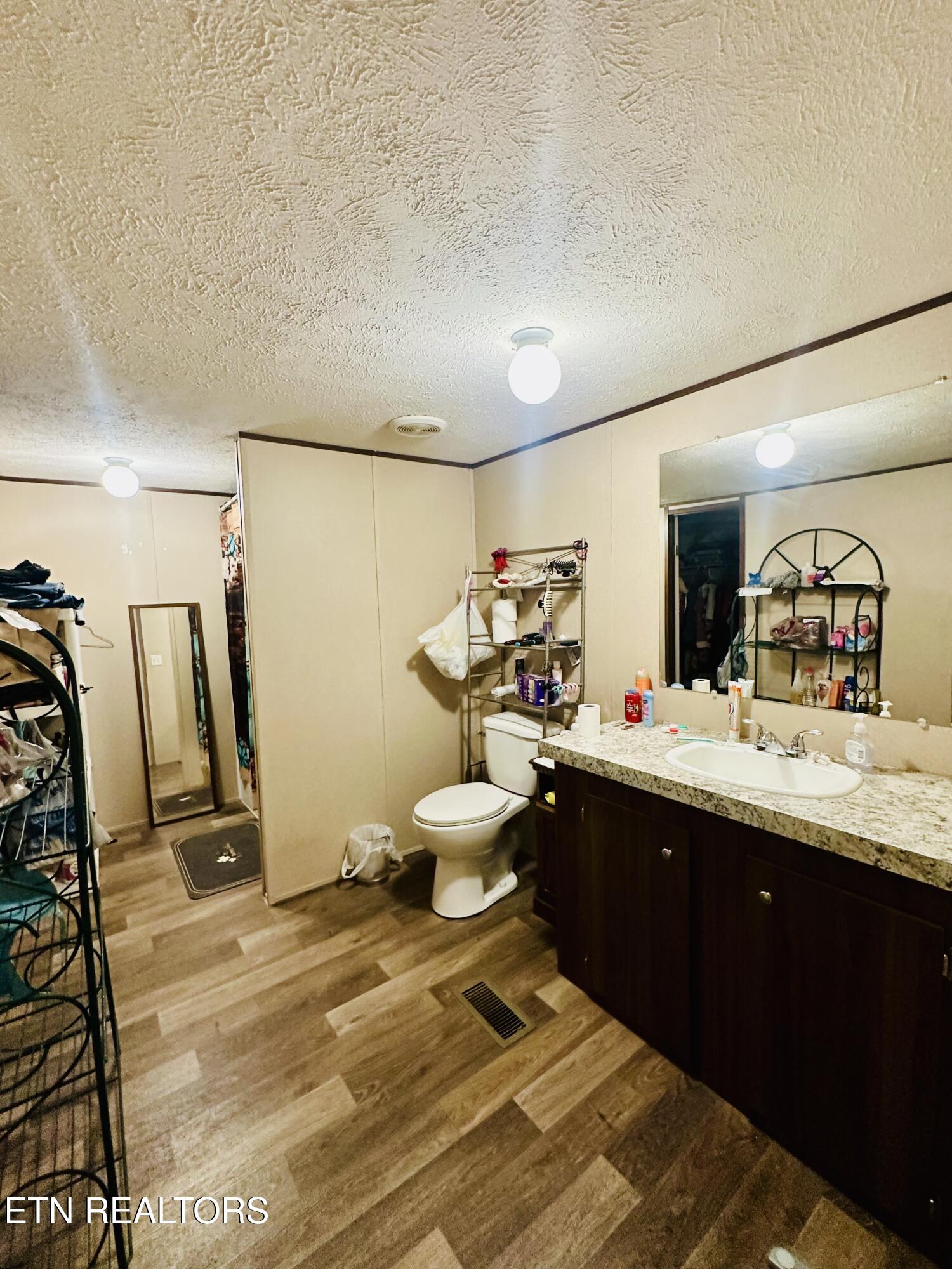 1240 Burrville Road Sunbright, TN 37872 - Photo 20 of 27 IMG_5610