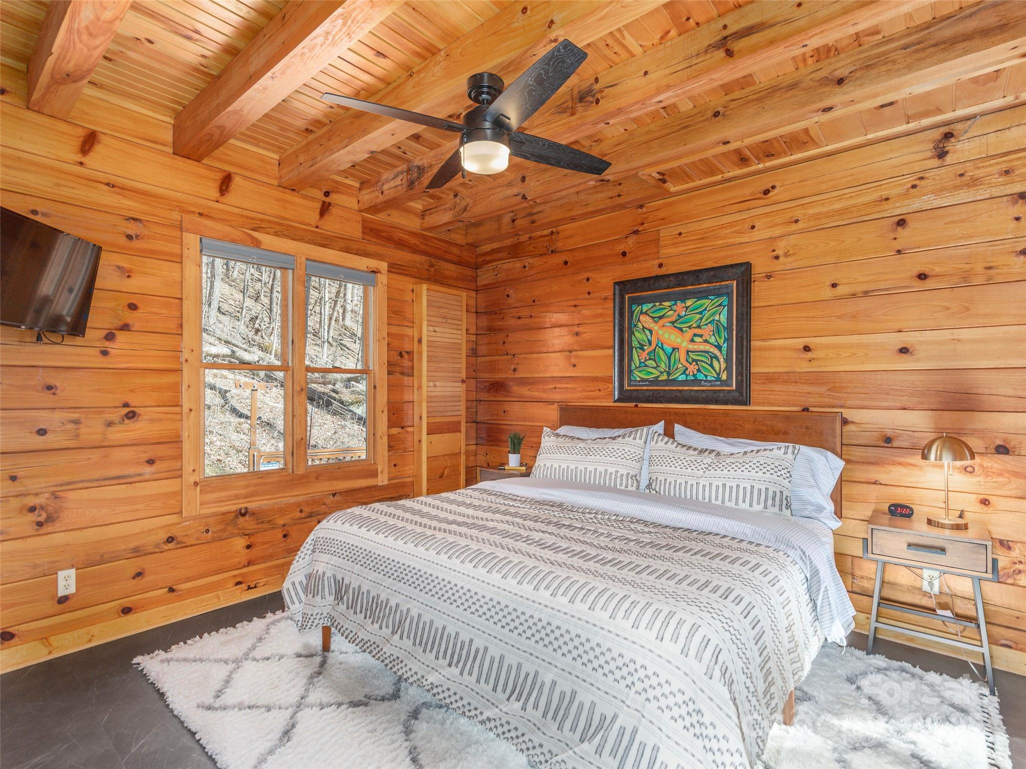 3424 Wesley Creek Road Clyde, NC 28721 - Photo 18 of 45