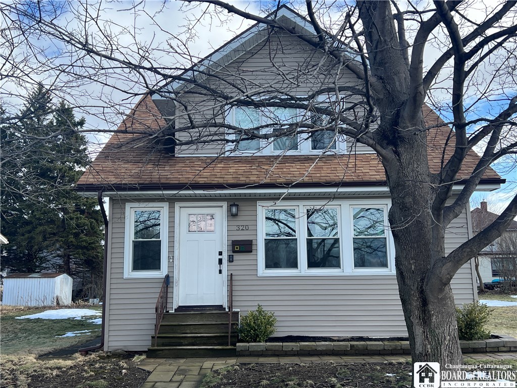 320 Temple Street Dunkirk, NY 14048 - Photo 2 of 30