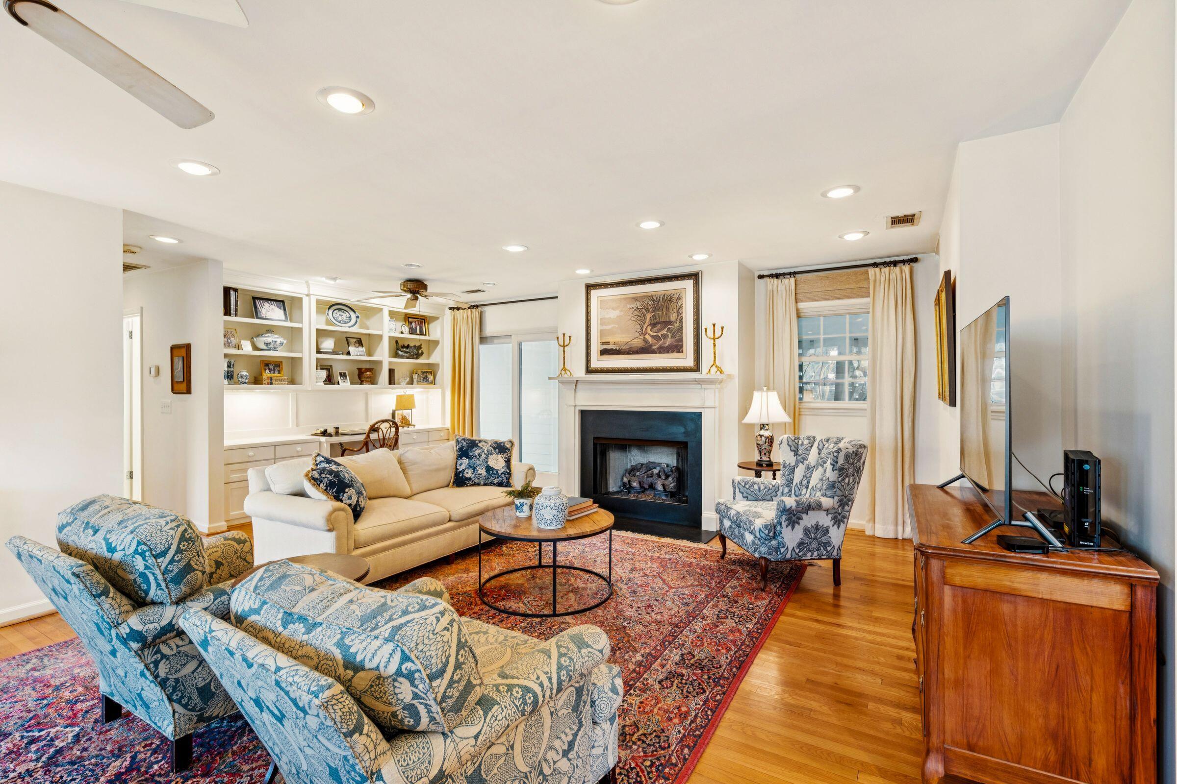 119 Freeman Street Mount Pleasant, SC 29464 - Photo 11 of 67 Living Room