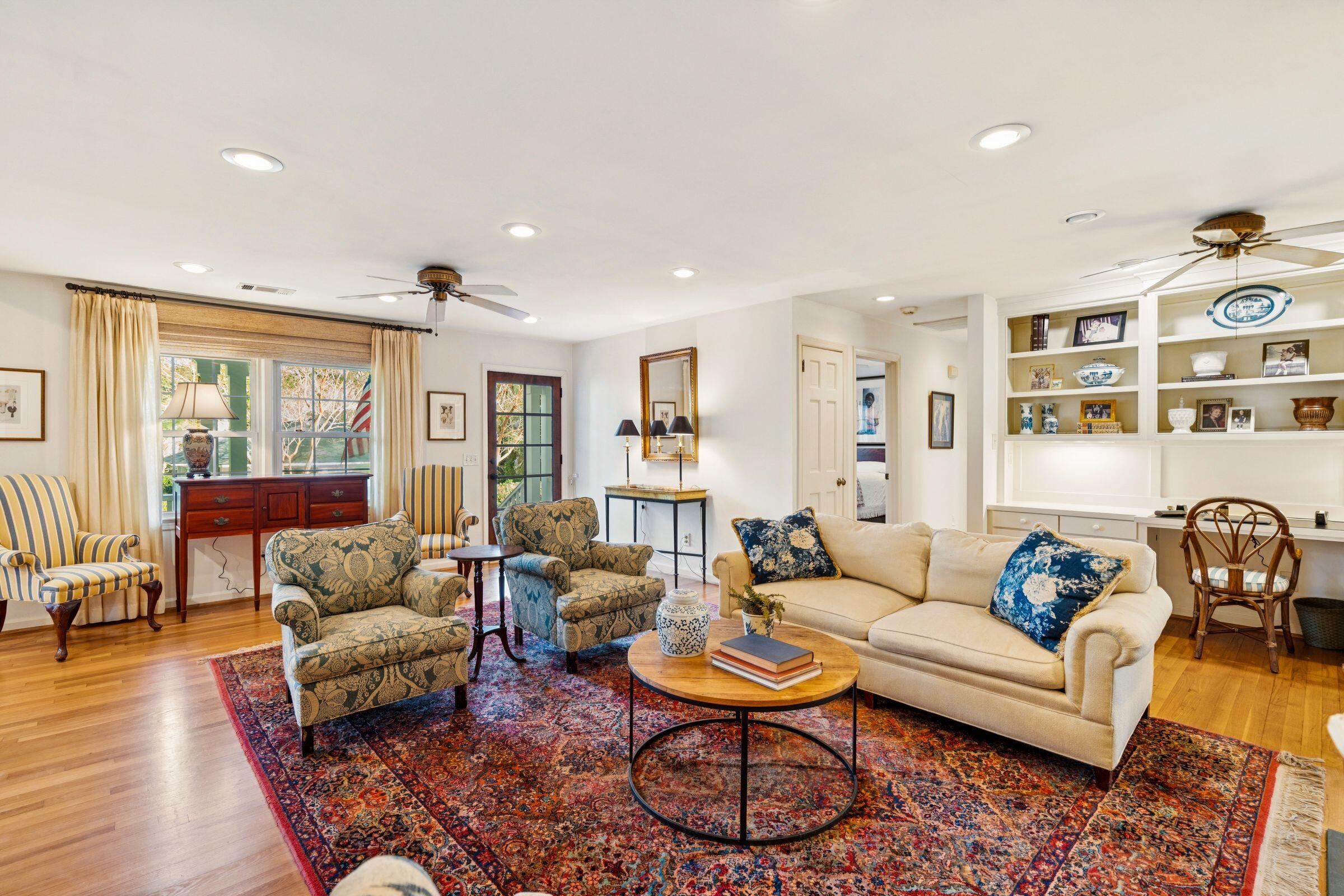 119 Freeman Street Mount Pleasant, SC 29464 - Photo 13 of 67 Living Room