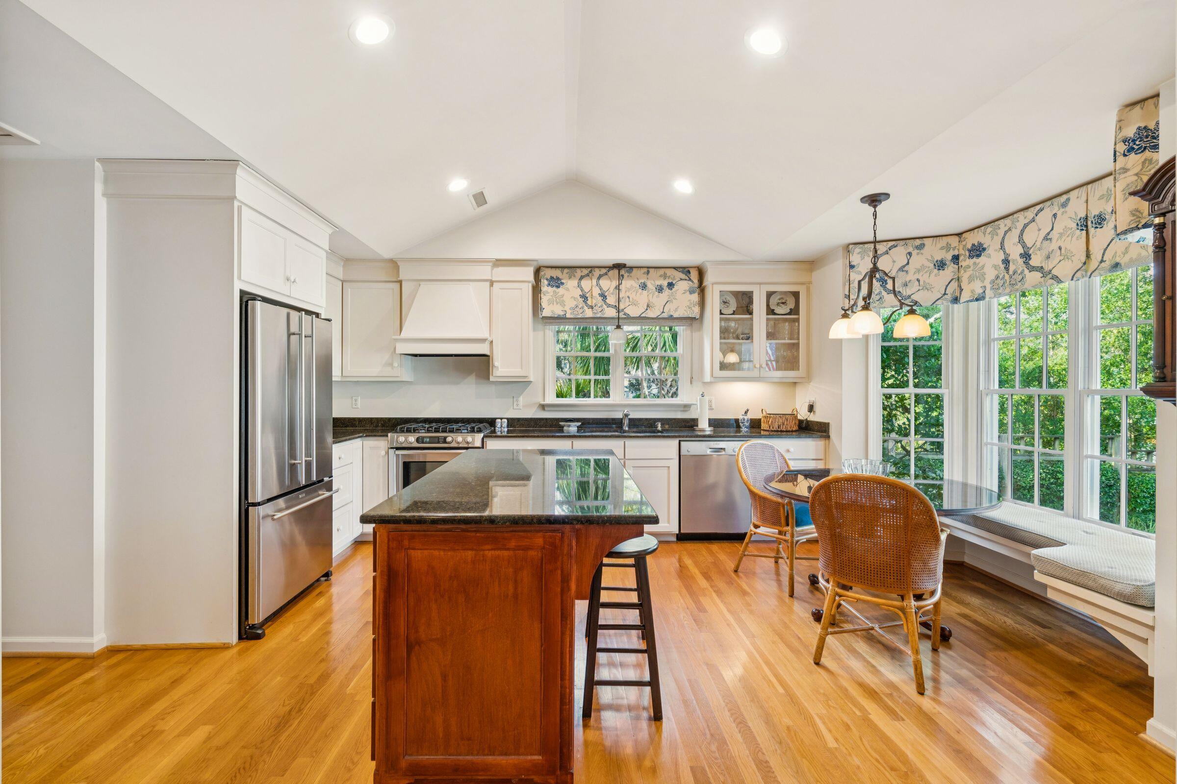 119 Freeman Street Mount Pleasant, SC 29464 - Photo 17 of 67 Kitchen