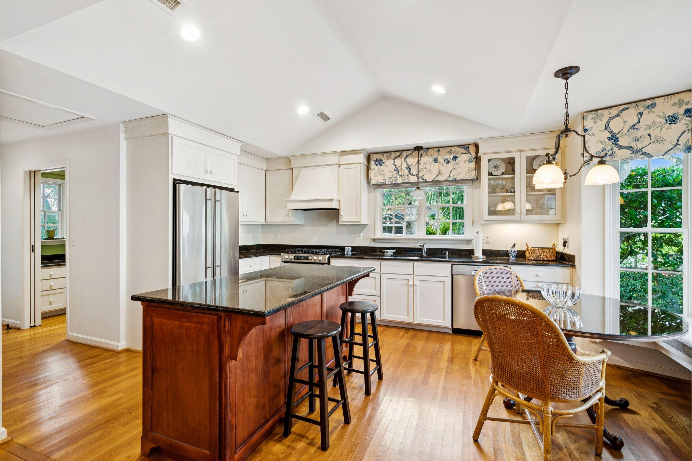119 Freeman Street Mount Pleasant, SC 29464 - Photo 19 of 67 Kitchen