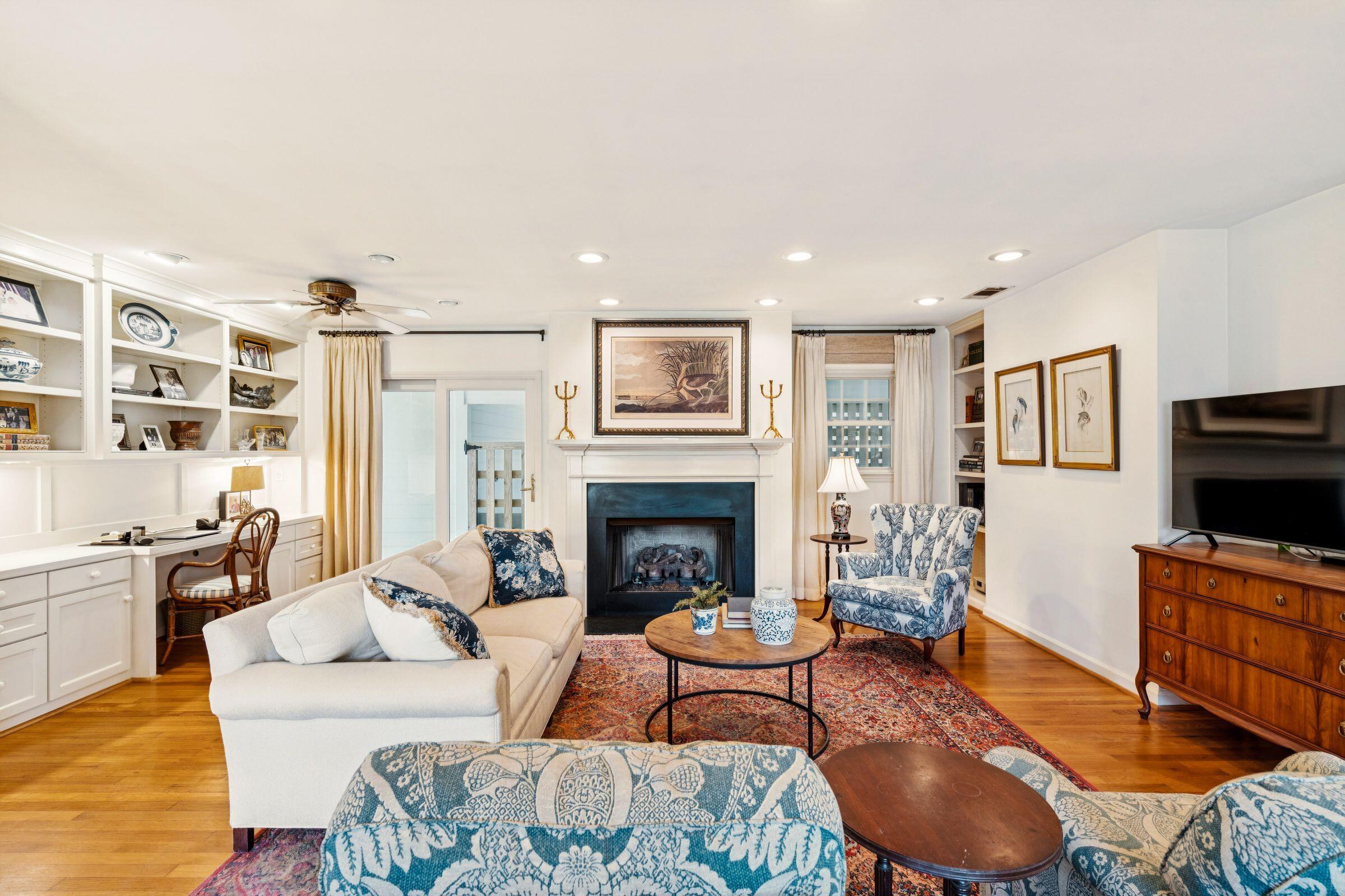 119 Freeman Street Mount Pleasant, SC 29464 - Photo 9 of 67 Living Room