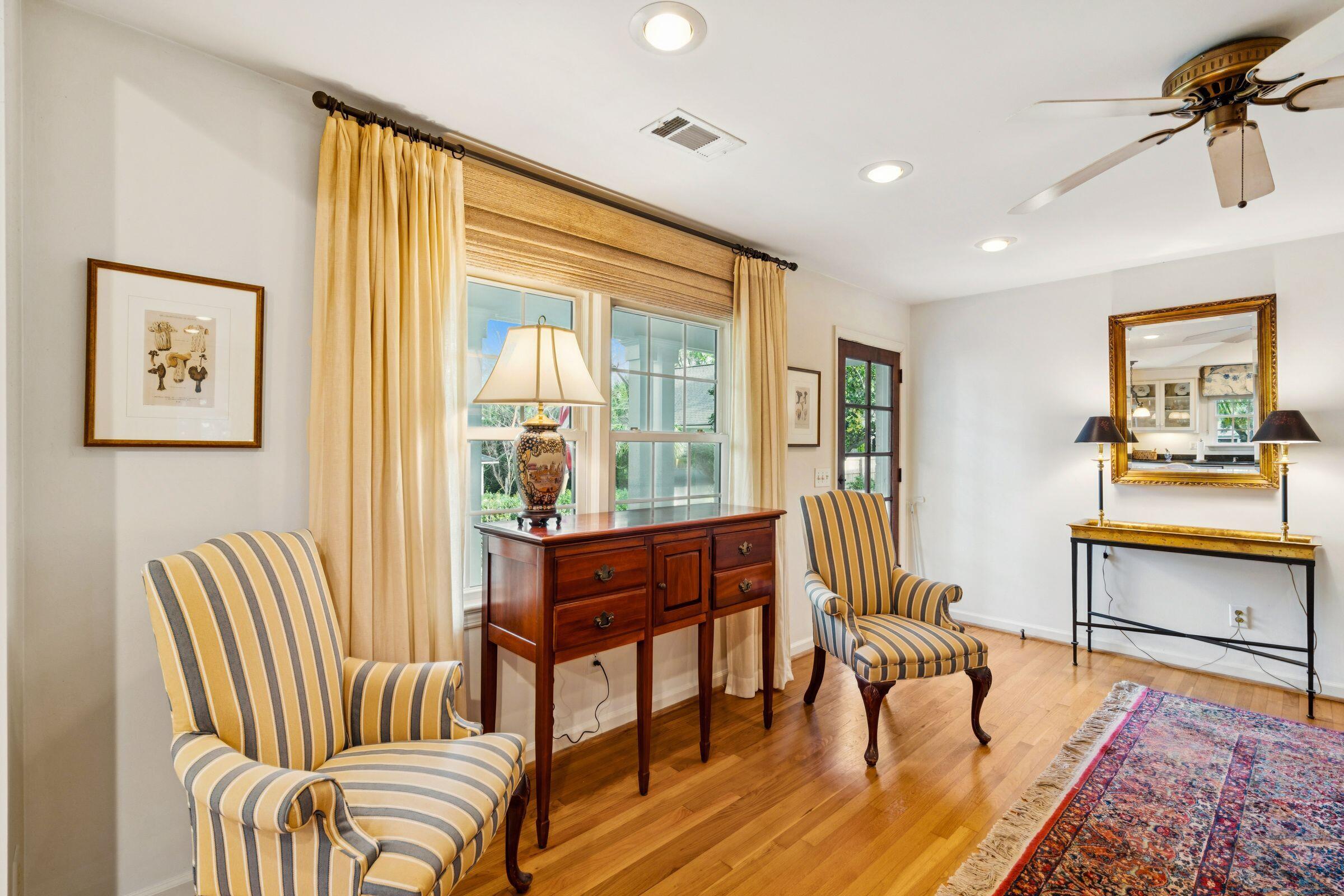 119 Freeman Street Mount Pleasant, SC 29464 - Photo 10 of 67 Living Room