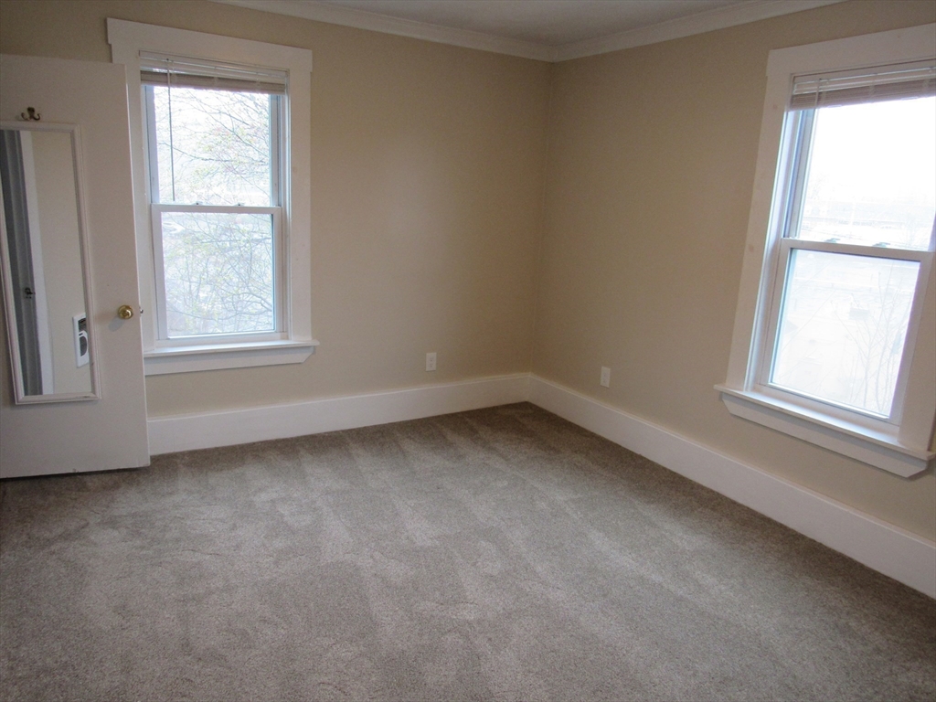72 Emerald Street, Unit 2 Gardner, MA 01440 - Photo 11 of 25
