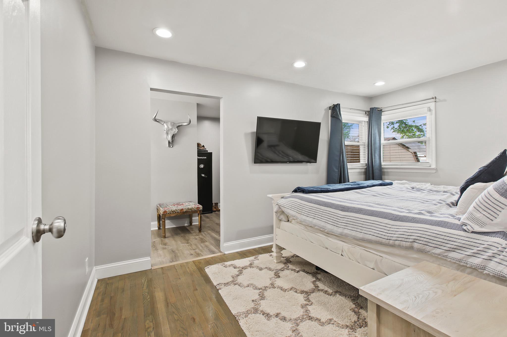 18 Gerard Road Hamilton, NJ 08620 - Photo 13 of 39