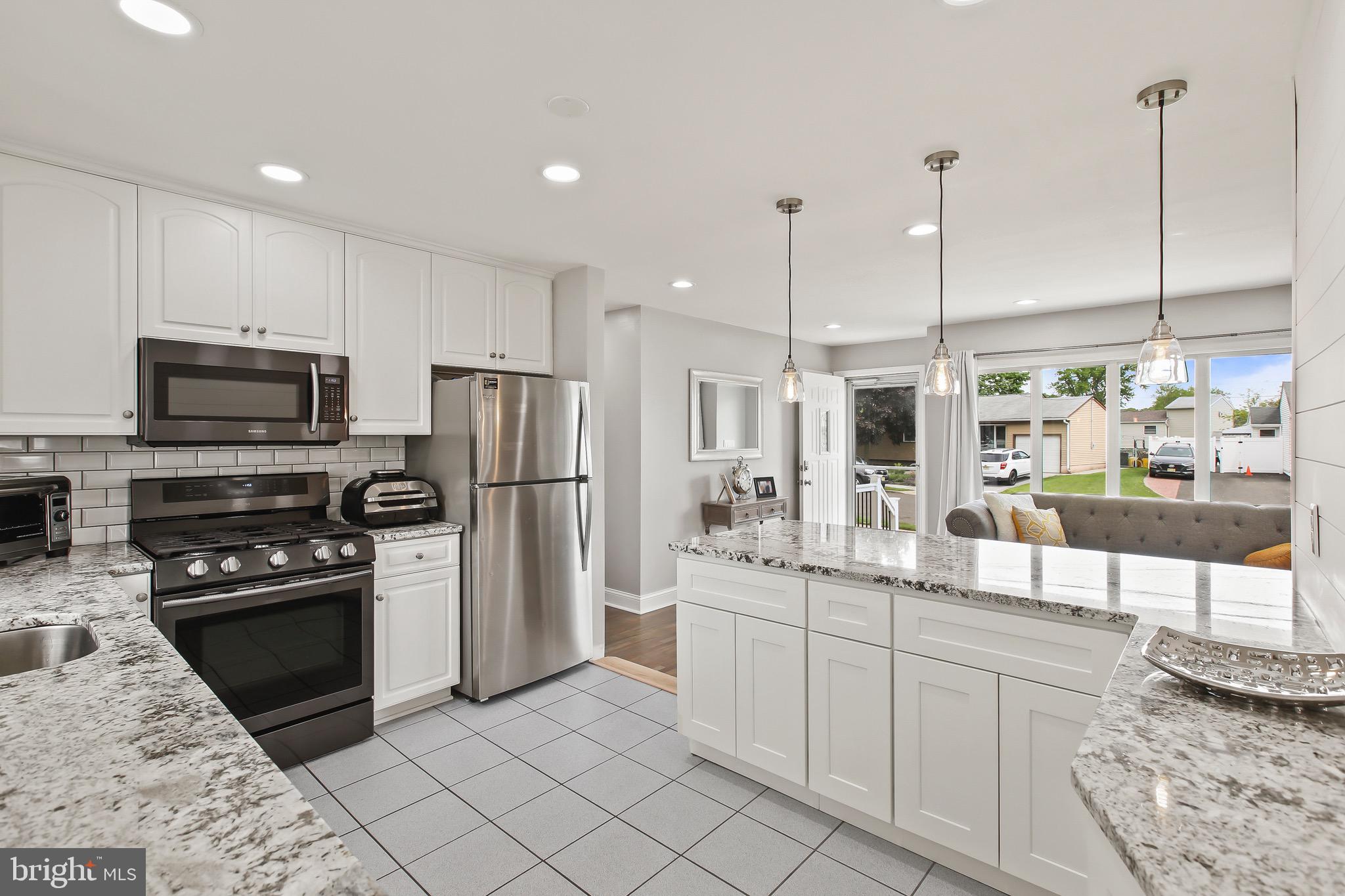 18 Gerard Road Hamilton, NJ 08620 - Photo 9 of 39