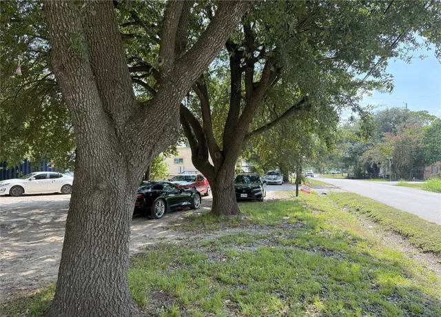 $350 | 2310 Ferguson Way, Houston, TX 77088