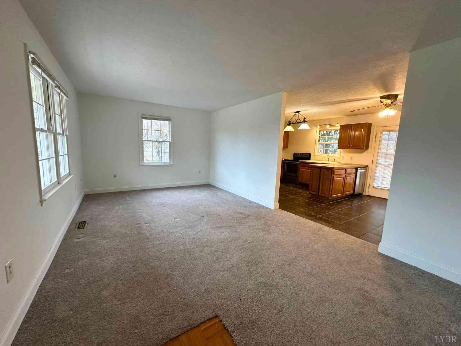 212 Mustang Road Bedford, VA 24523 - Photo 13 of 38