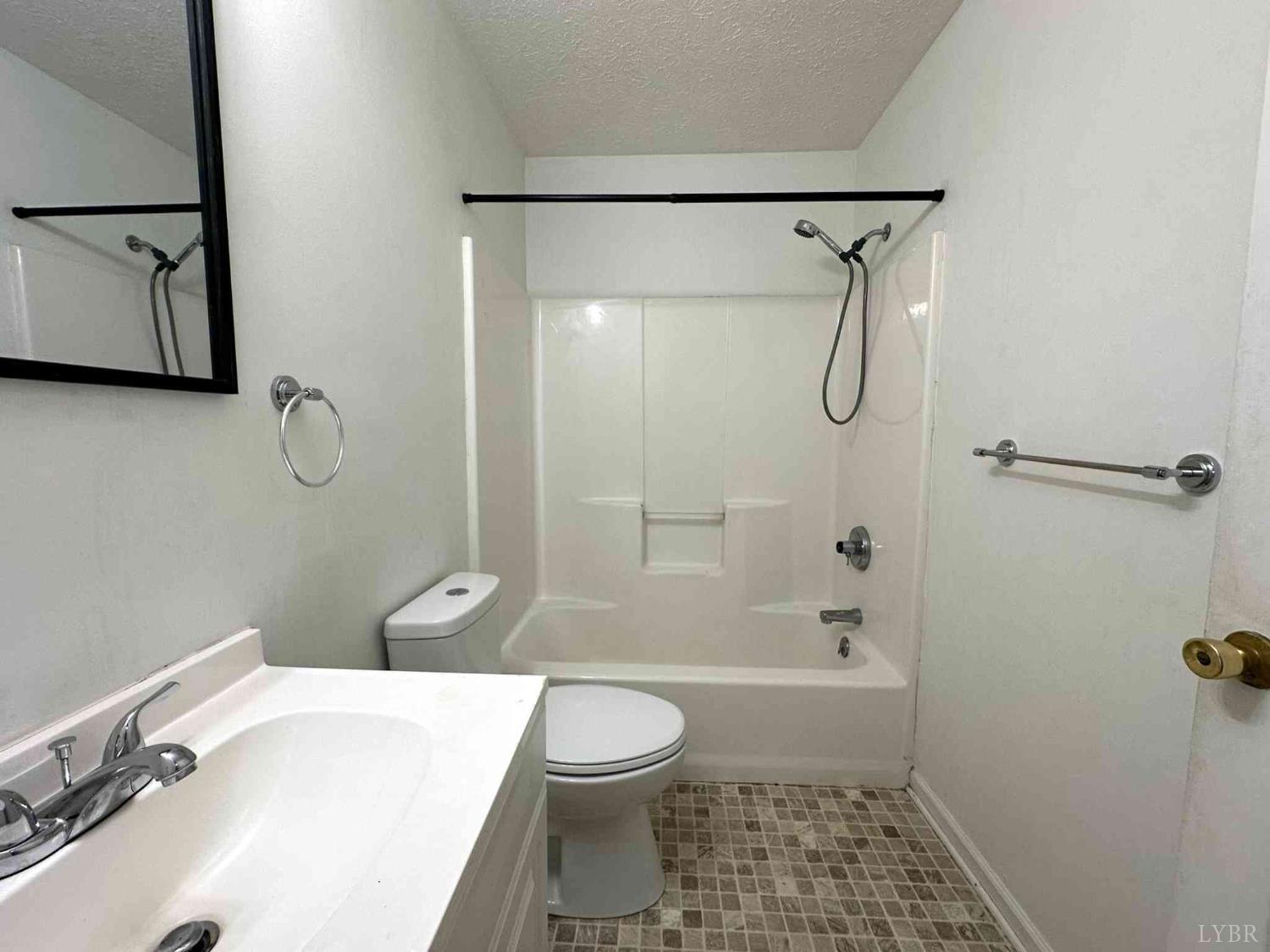 212 Mustang Road Bedford, VA 24523 - Photo 16 of 38