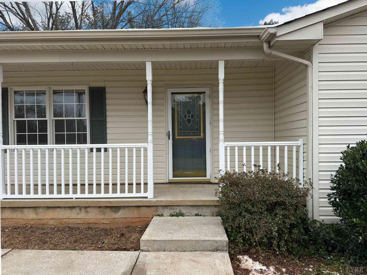 212 Mustang Road Bedford, VA 24523 - Photo 3 of 38