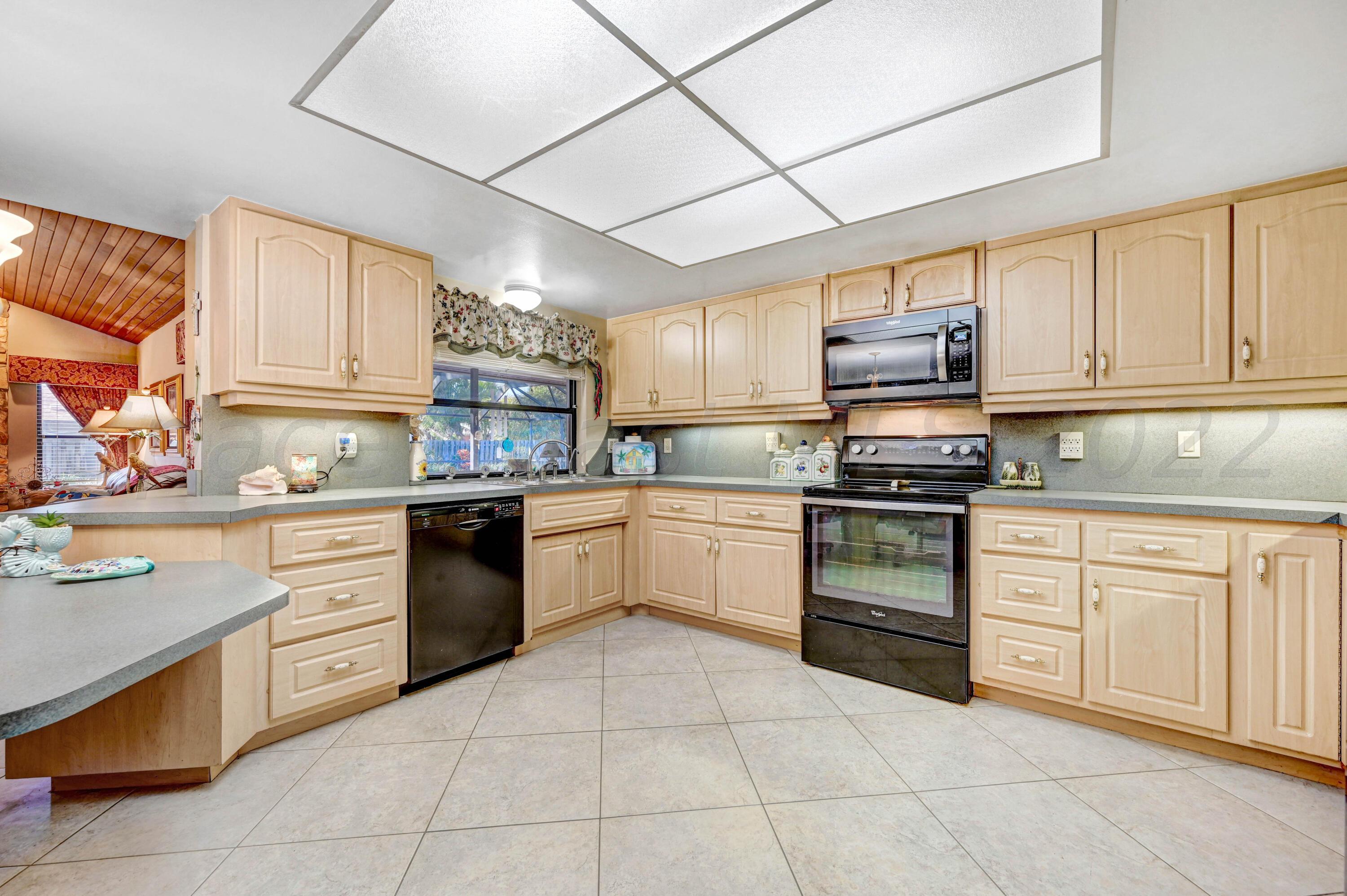 401 Carriage Road Satellite Beach, FL 32937 - Photo 18 of 46 DSC_6212