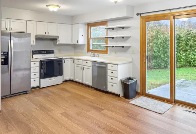 $279,900 | 4129 County Road Y, Sheboygan, WI 53083