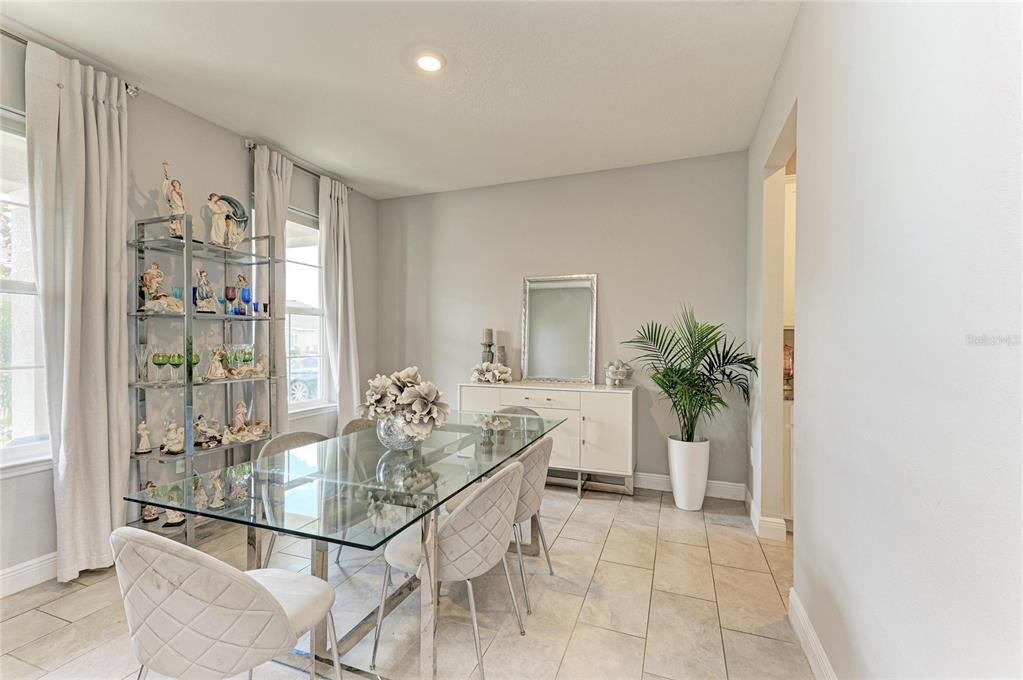 5238 Grove Mill Loop Bradenton, FL 34211 - Photo 9 of 54