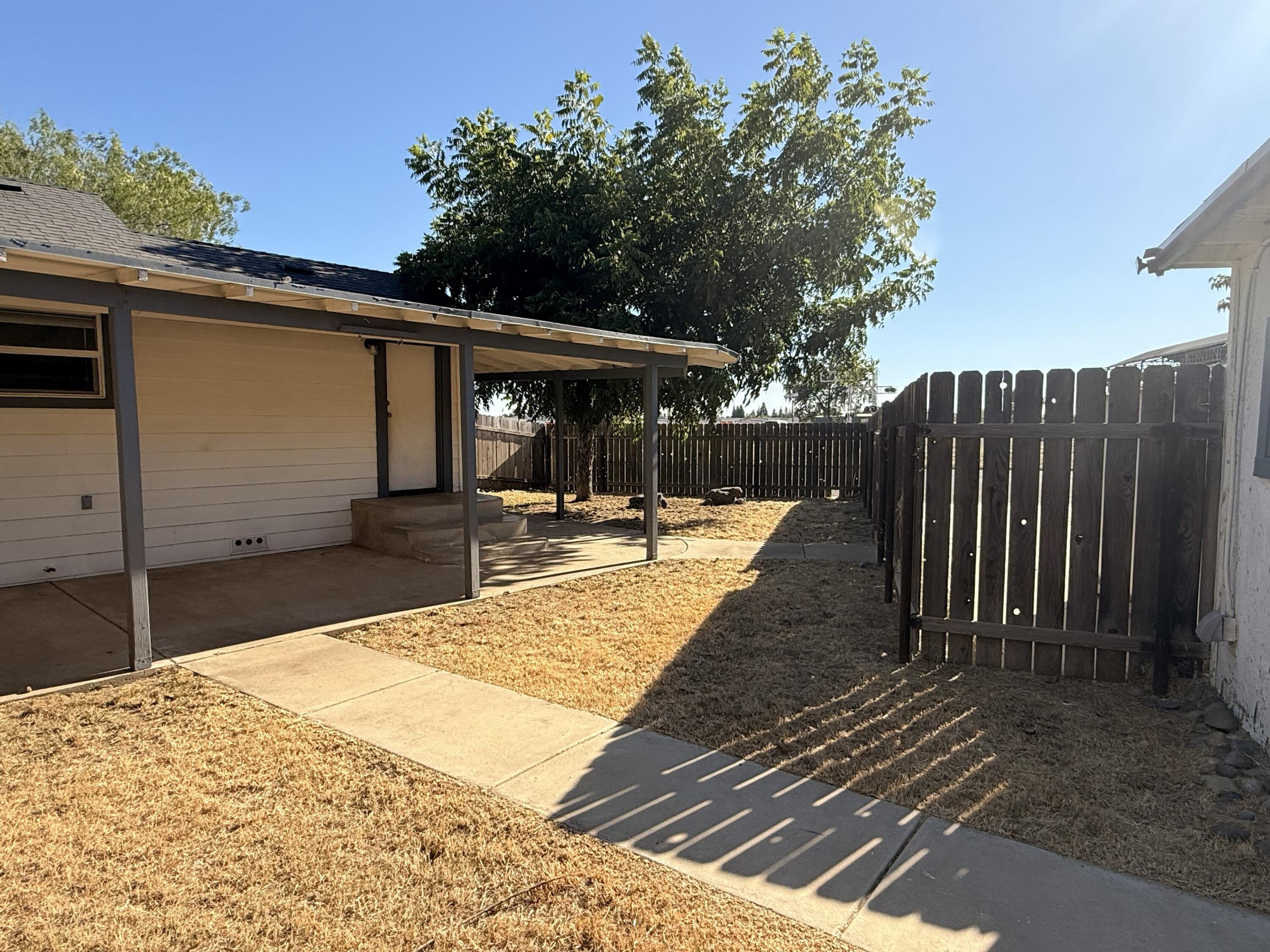 103 East Firebaugh Avenue Exeter, CA 93221 - Photo 22 of 23