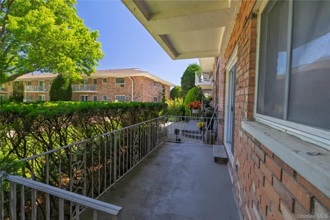 $499,000 | 1 Toms Point Lane, Unit BUILDING 5 9J, Port Washington, NY 11050