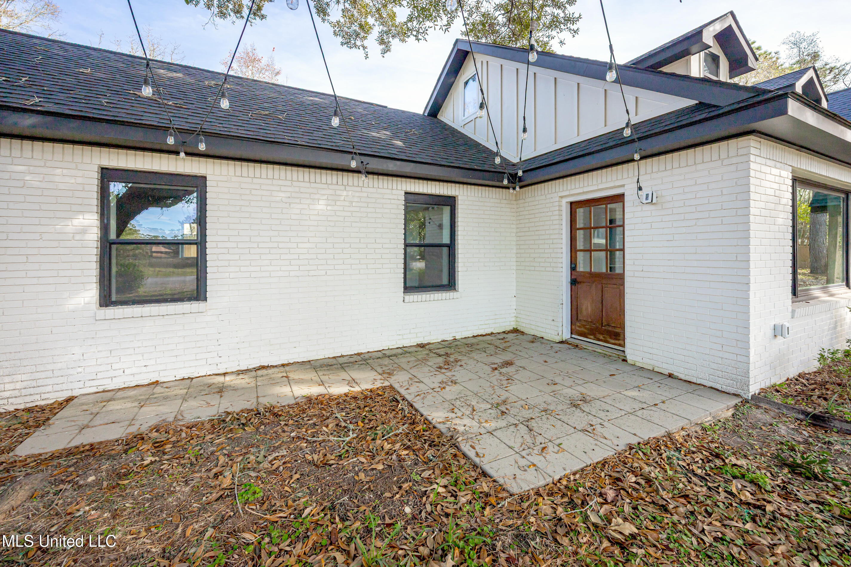 9329 Ridgeview Drive Ocean Springs, MS 39564 - Photo 12 of 114 IMG_1265