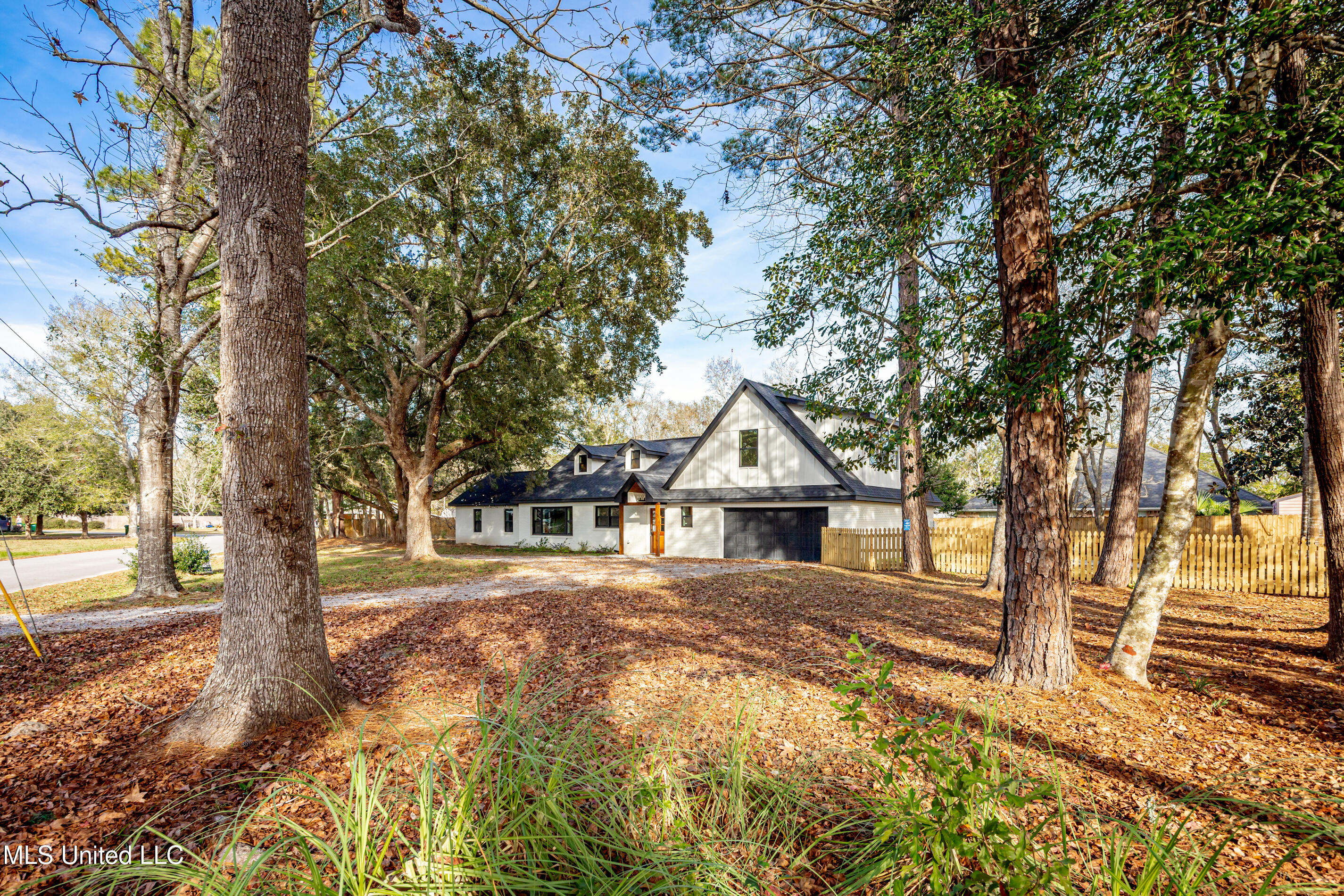 9329 Ridgeview Drive Ocean Springs, MS 39564 - Photo 126 of 126 IMG_1371