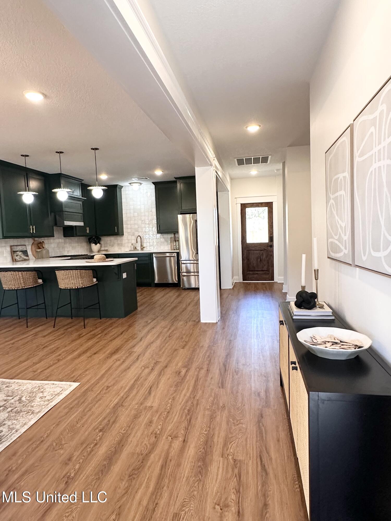 9329 Ridgeview Drive Ocean Springs, MS 39564 - Photo 18 of 126 IMG_7340