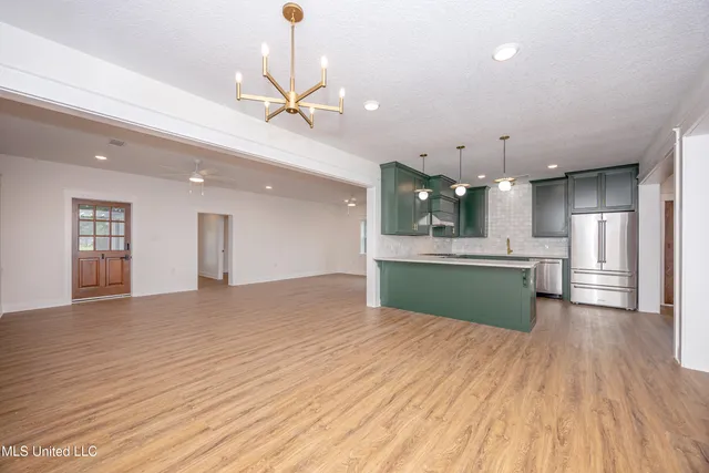 $485,000 | 9329 Ridgeview Drive, Ocean Springs, MS 39564