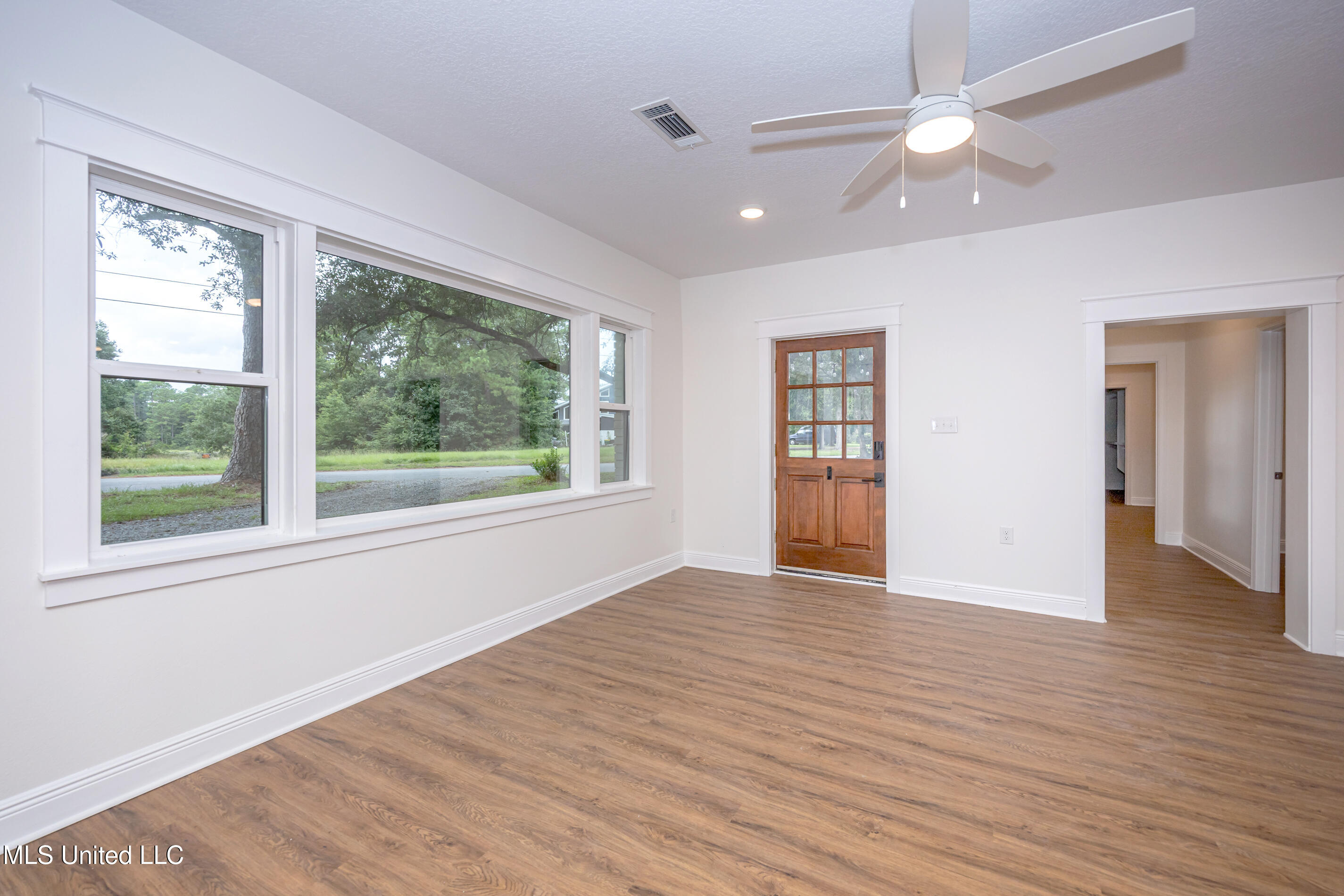 9329 Ridgeview Drive Ocean Springs, MS 39564 - Photo 44 of 126 IMG_4135