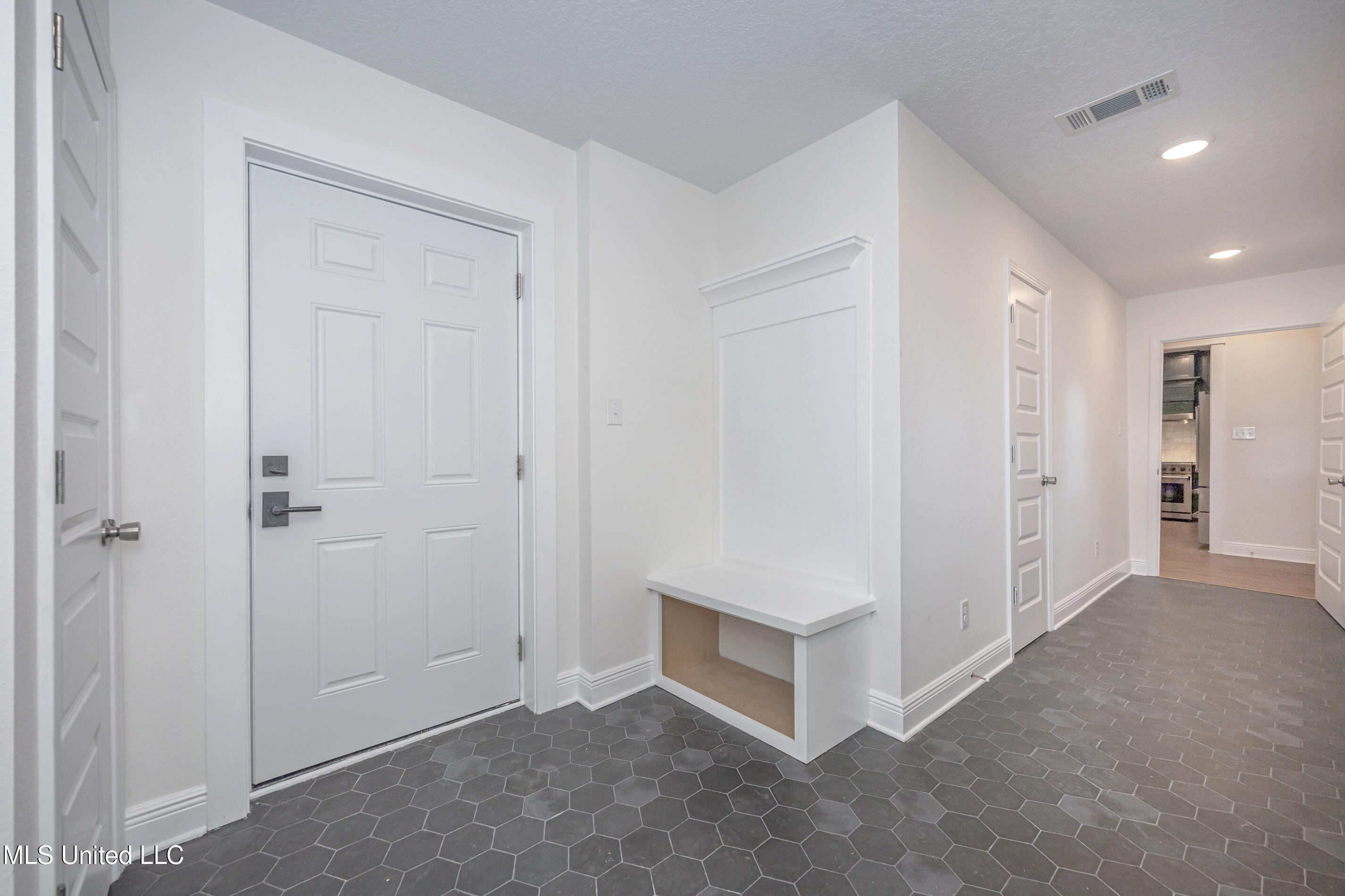 9329 Ridgeview Drive Ocean Springs, MS 39564 - Photo 53 of 114 IMG_4162