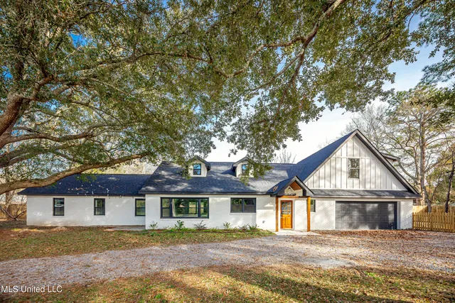 $485,000 | 9329 Ridgeview Drive, Ocean Springs, MS 39564