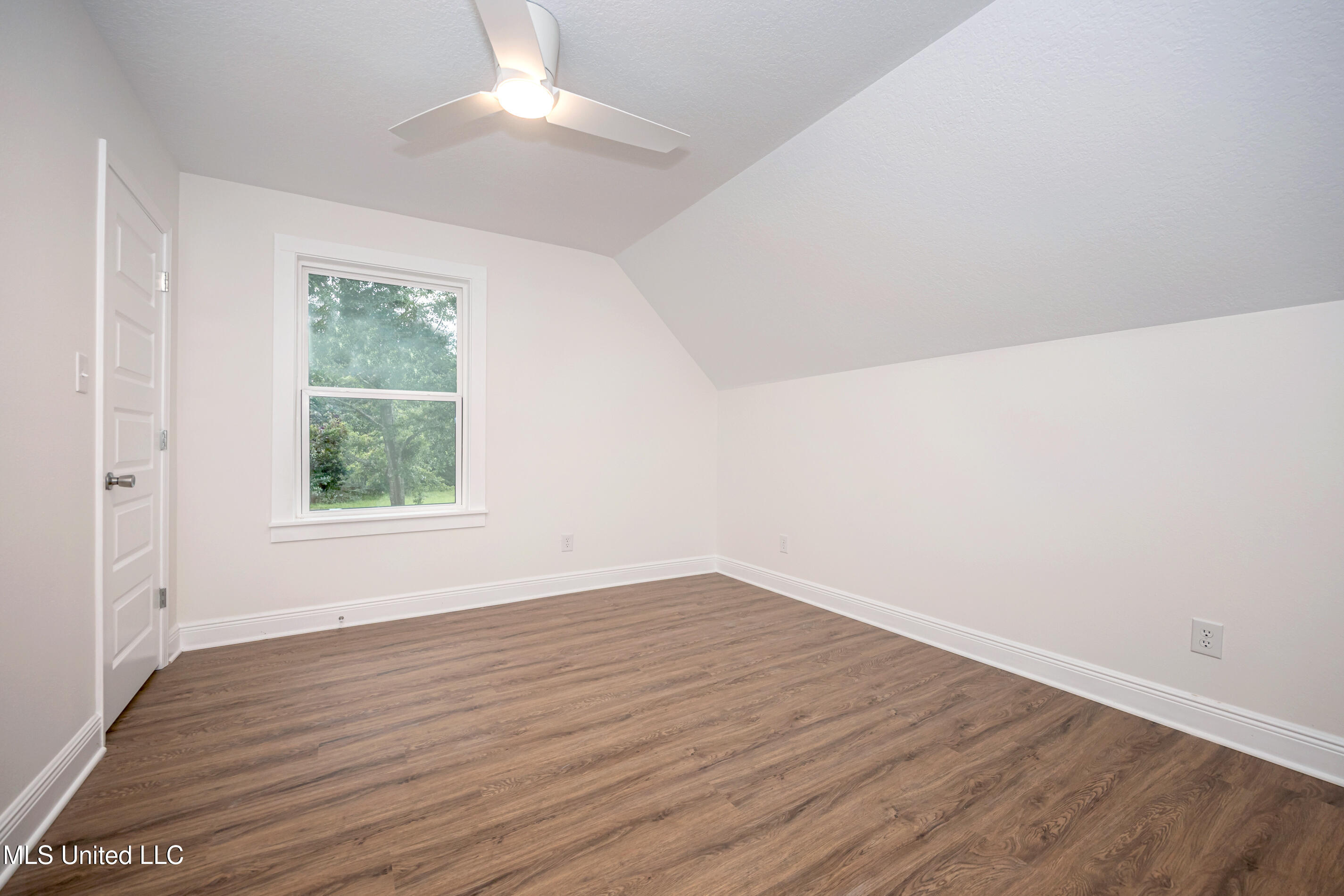 9329 Ridgeview Drive Ocean Springs, MS 39564 - Photo 76 of 126 IMG_4180