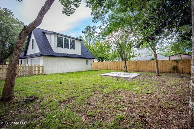 $485,000 | 9329 Ridgeview Drive, Ocean Springs, MS 39564