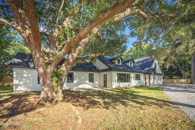 $485,000 | 9329 Ridgeview Drive, Ocean Springs, MS 39564