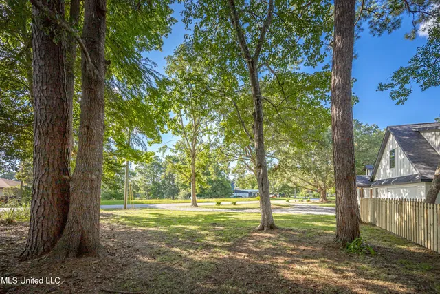 $485,000 | 9329 Ridgeview Drive, Ocean Springs, MS 39564