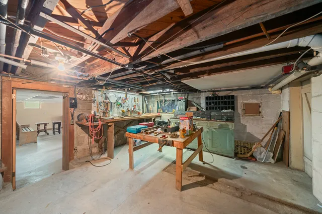 $839,000 | 2110-a-b State Route 31, Oswego, IL 60543