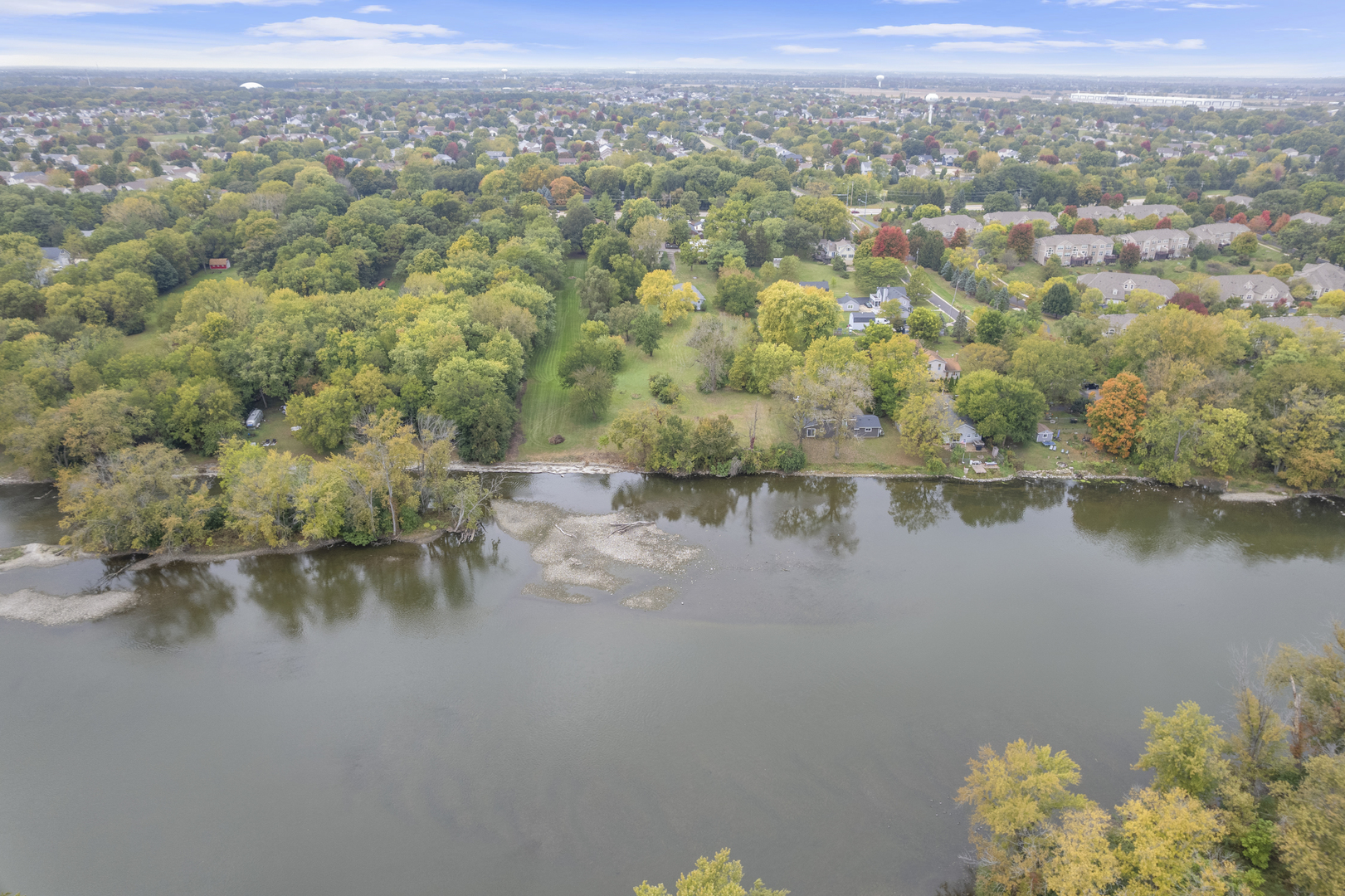 2110-a-b State Route 31 Oswego, IL 60543 - Photo 50 of 55 a view of a lake with mountains in the background
