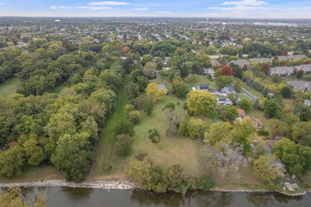 $839,000 | 2110 State Rte 31, Oswego, IL 60543