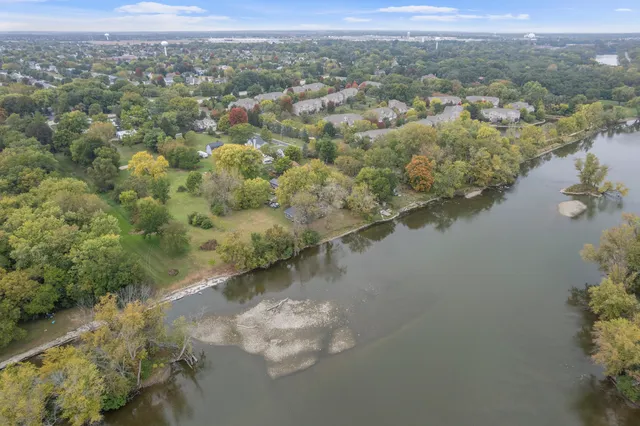 $839,000 | 2110 State Rte 31, Oswego, IL 60543