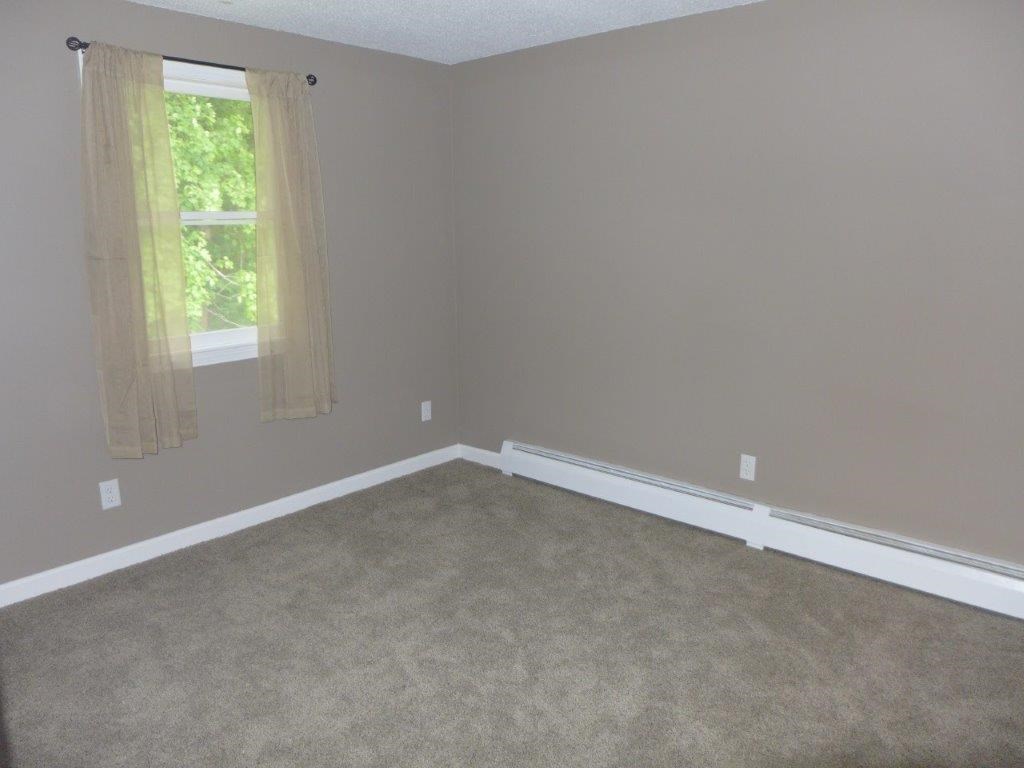 490 West River Road Hooksett, NH 03106 - Photo 13 of 32