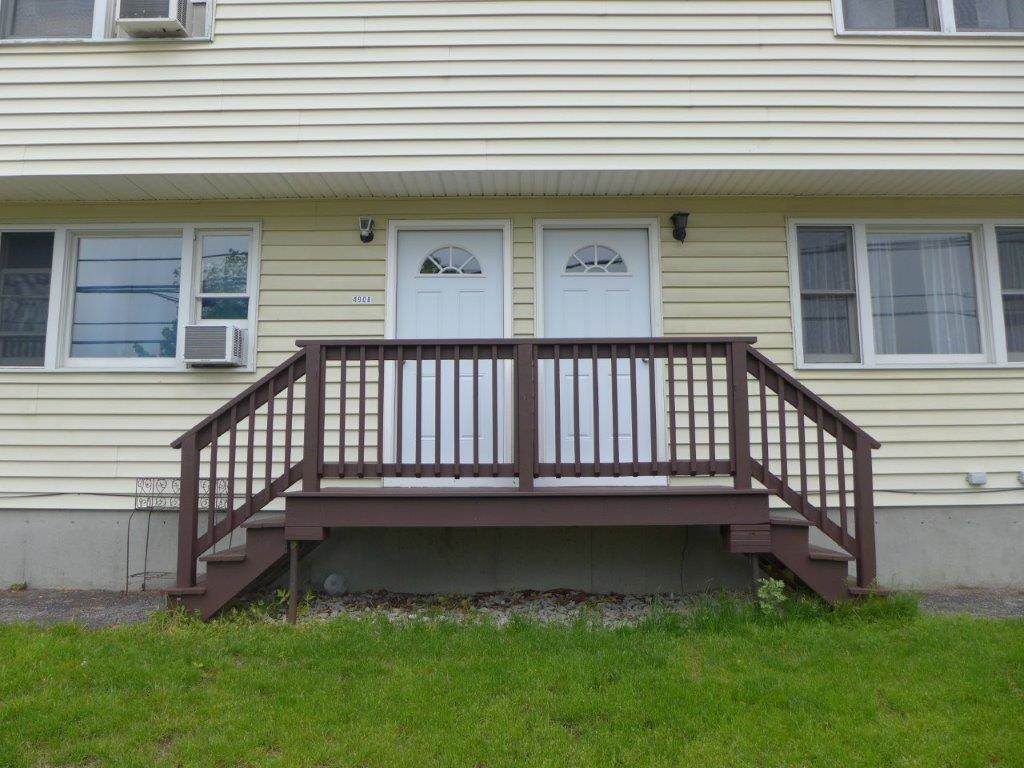 490 West River Road Hooksett, NH 03106 - Photo 3 of 32